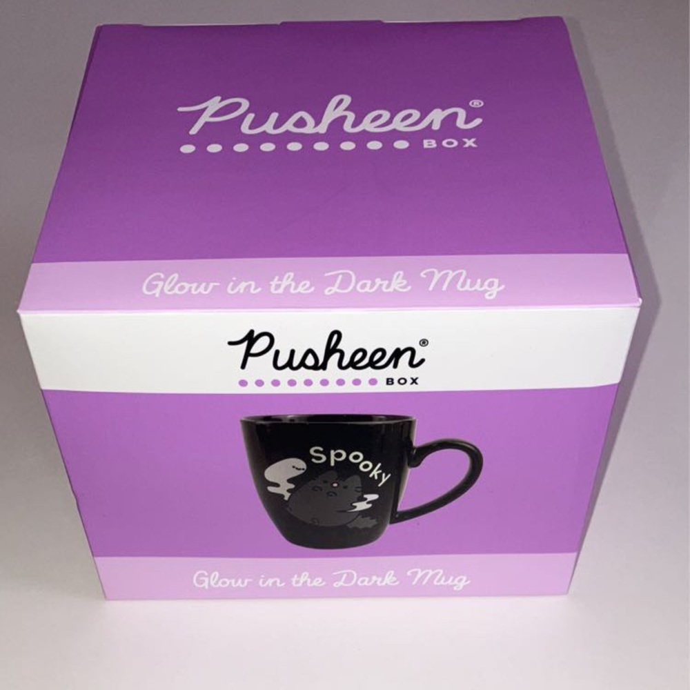 Pusheen Halloween Mug